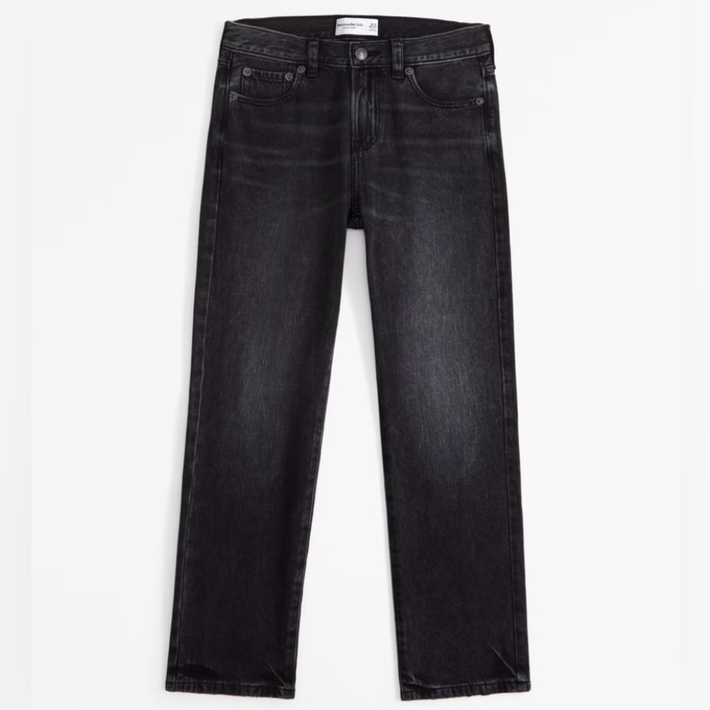 lightweight loose jeans NWOT